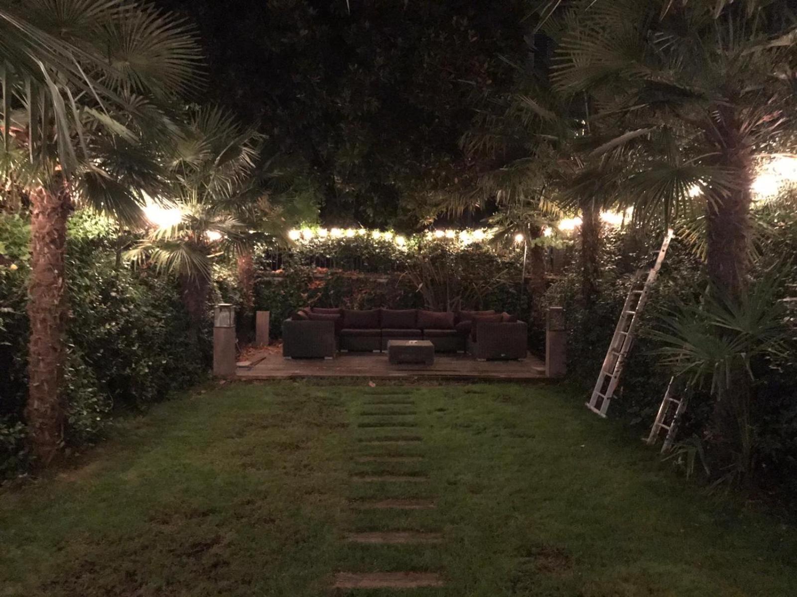 Lippi 42 Guest House Single Room'S In Villa With Garden Milão Exterior foto