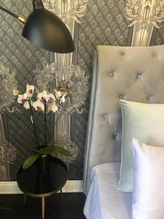 Lippi 42 Guest House Single Room'S In Villa With Garden Milão Exterior foto