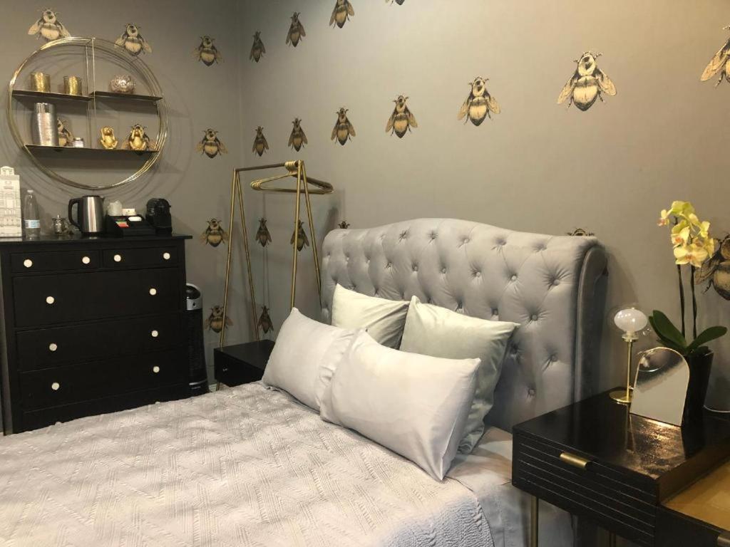 Lippi 42 Guest House Single Room'S In Villa With Garden Milão Exterior foto